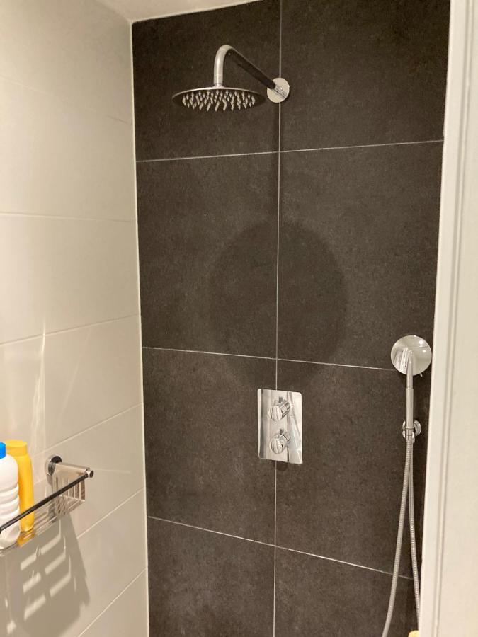 B&B De Bievangh Бреда Экстерьер фото